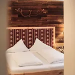 Alpenstolz Hotel 3*