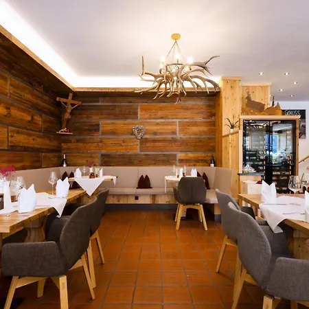 Hotel Alpenstolz Mieders