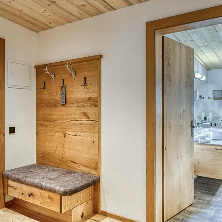 Alpenstolz Hotel 3*