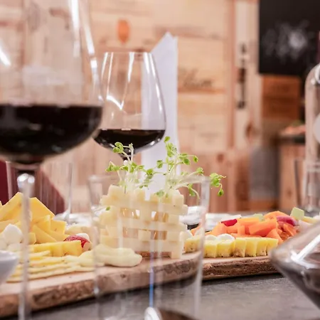 Alpenstolz - Culinary Hideaway Stubai 3* Mieders