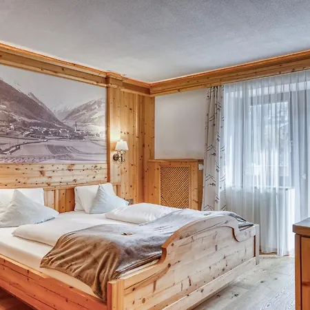 Hotel Alpenstolz - Culinary Hideaway Stubai 3*