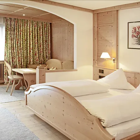 Alpenstolz - Culinary Hideaway Stubai Hotel Mieders