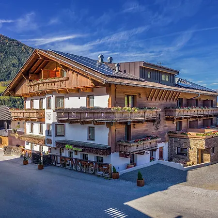 Alpenstolz - Culinary Hideaway Stubai Hotel Mieders