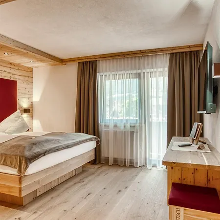 Alpenstolz - Culinary Hideaway Stubai 3* Mieders