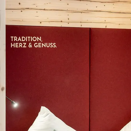 Alpenstolz - Culinary Hideaway Stubai Hotel 3*