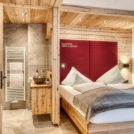 Hotel Alpenstolz - Culinary Hideaway Stubai 3*