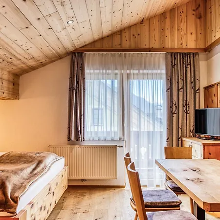 Hotel Alpenstolz - Culinary Hideaway Stubai 3*