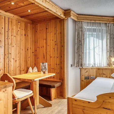 Hotel Alpenstolz - Culinary Hideaway Stubai Mieders