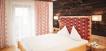 Hotel Alpenstolz 3*