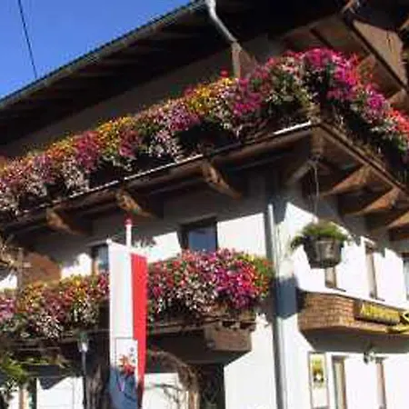 Hotel Alpenstolz 3*