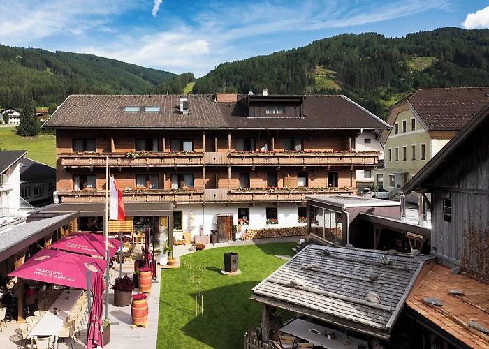 Otel Alpenstolz 3*
