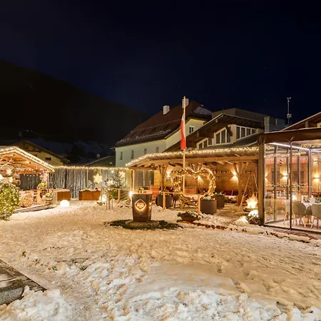Alpenstolz - Culinary Hideaway Stubai מידרס