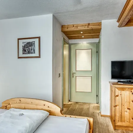 Alpenstolz Hotel