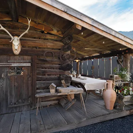 ホテル Alpenstolz ミーダース